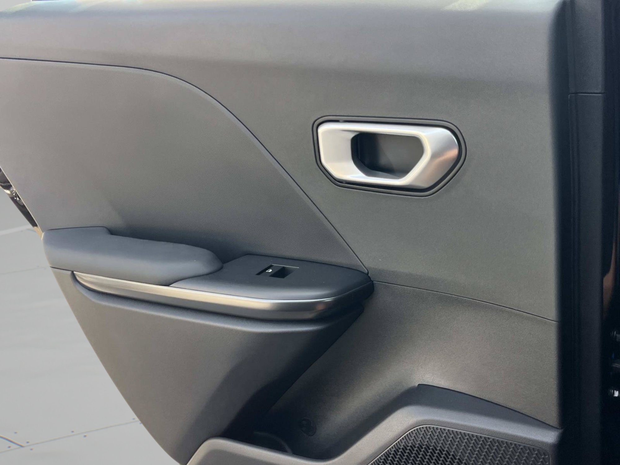 New 2026 Aurora Black Pearl Kia LXS image 14