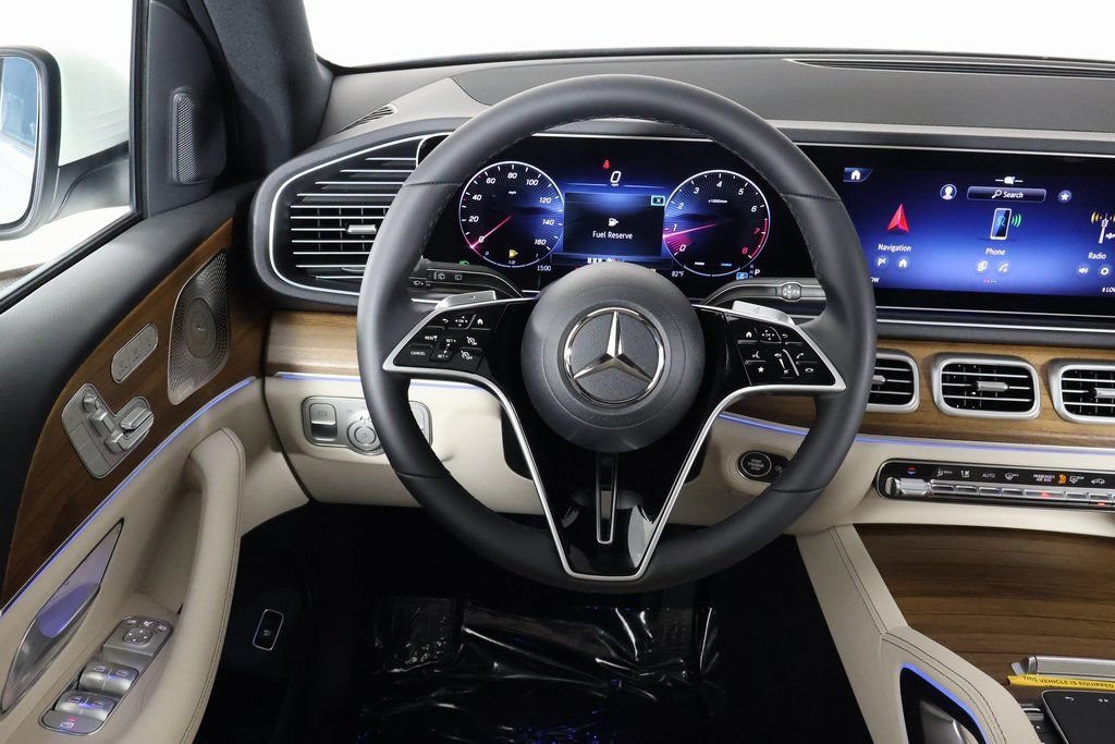 New 2026 Polar White Mercedes-Benz GLE 580 image 13