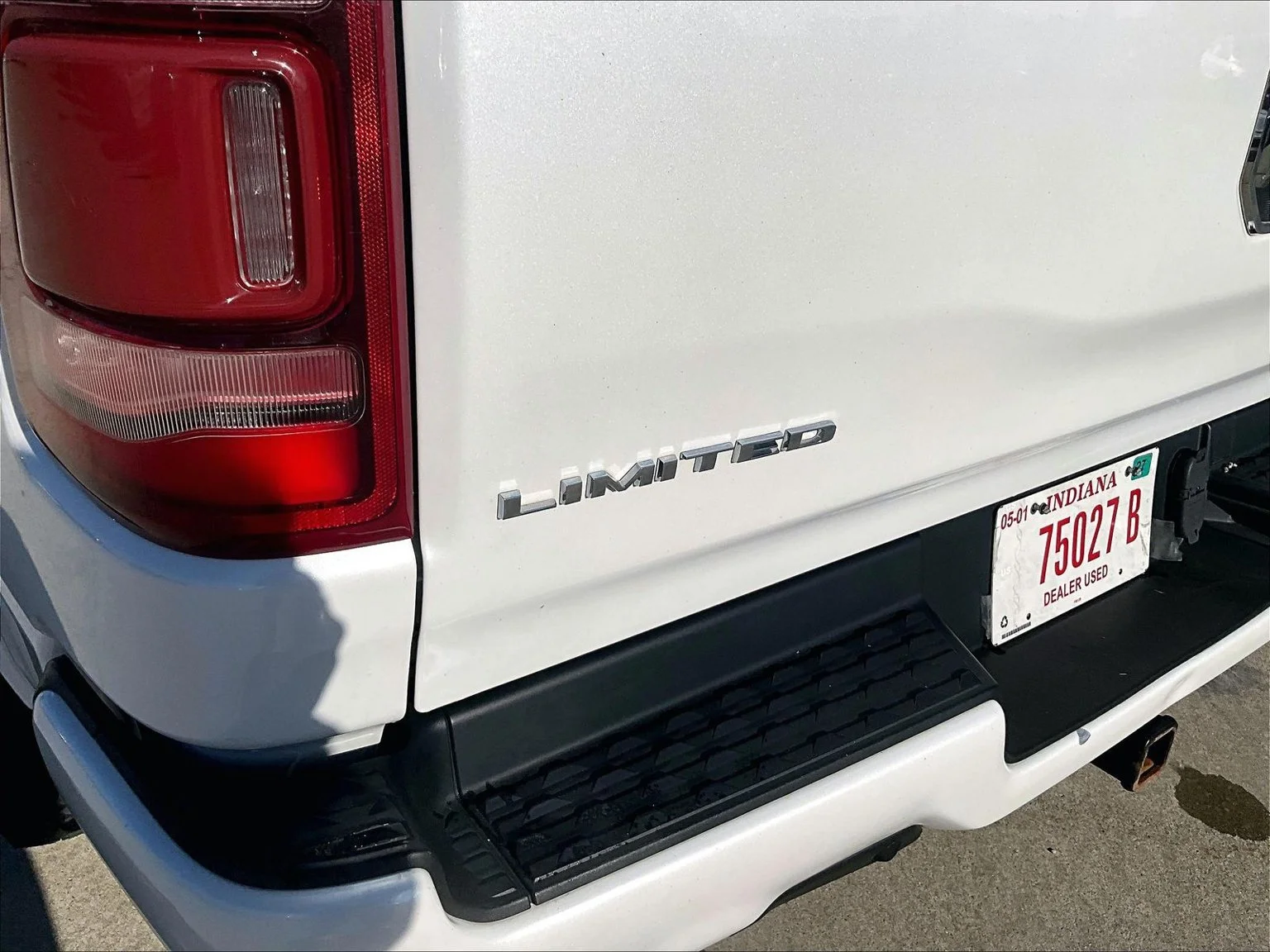 Used 2020 Off-white Ram Limited image 9