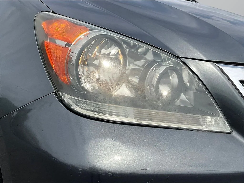 Used 2010 Polished Metal Metallic Honda EX-L image 34