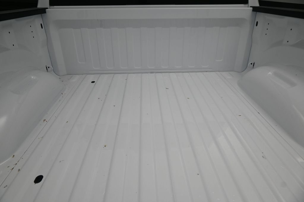 New 2026 Bright White Clearcoat RAM Tradesman image 10