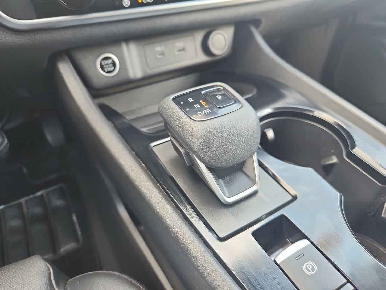 Used 2023  Nissan SV image 19