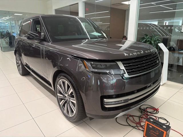 New 2026 Charente Grey Land Rover Autobiography image 4