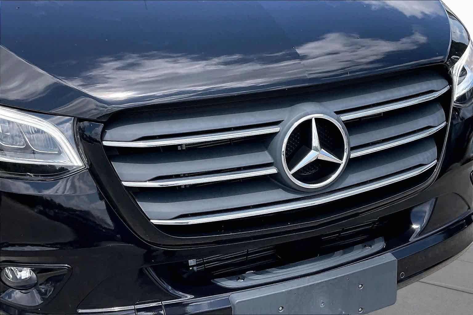 Used 2024 Jet Black Mercedes-Benz  image 28