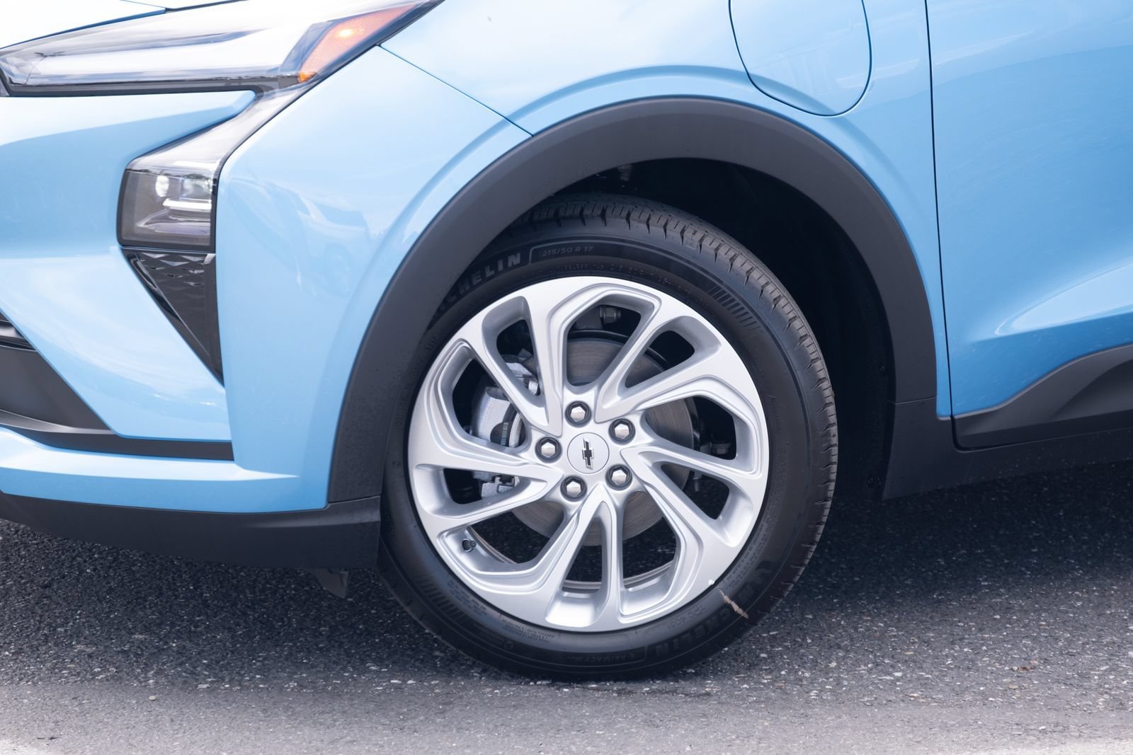 New 2027 Marina Blue Metallic Chevrolet LT image 18