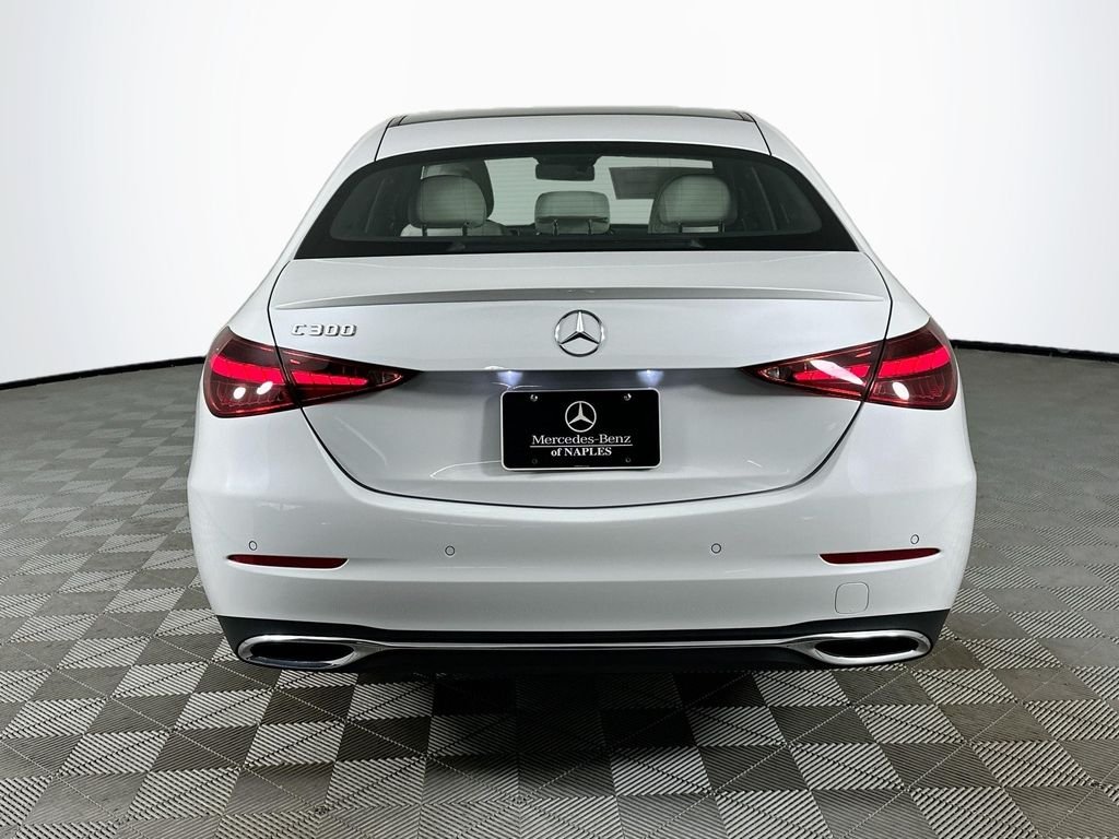 New 2026 MANUFAKTUR Moonlight White Metallic Mercedes-Benz C 300 image 6