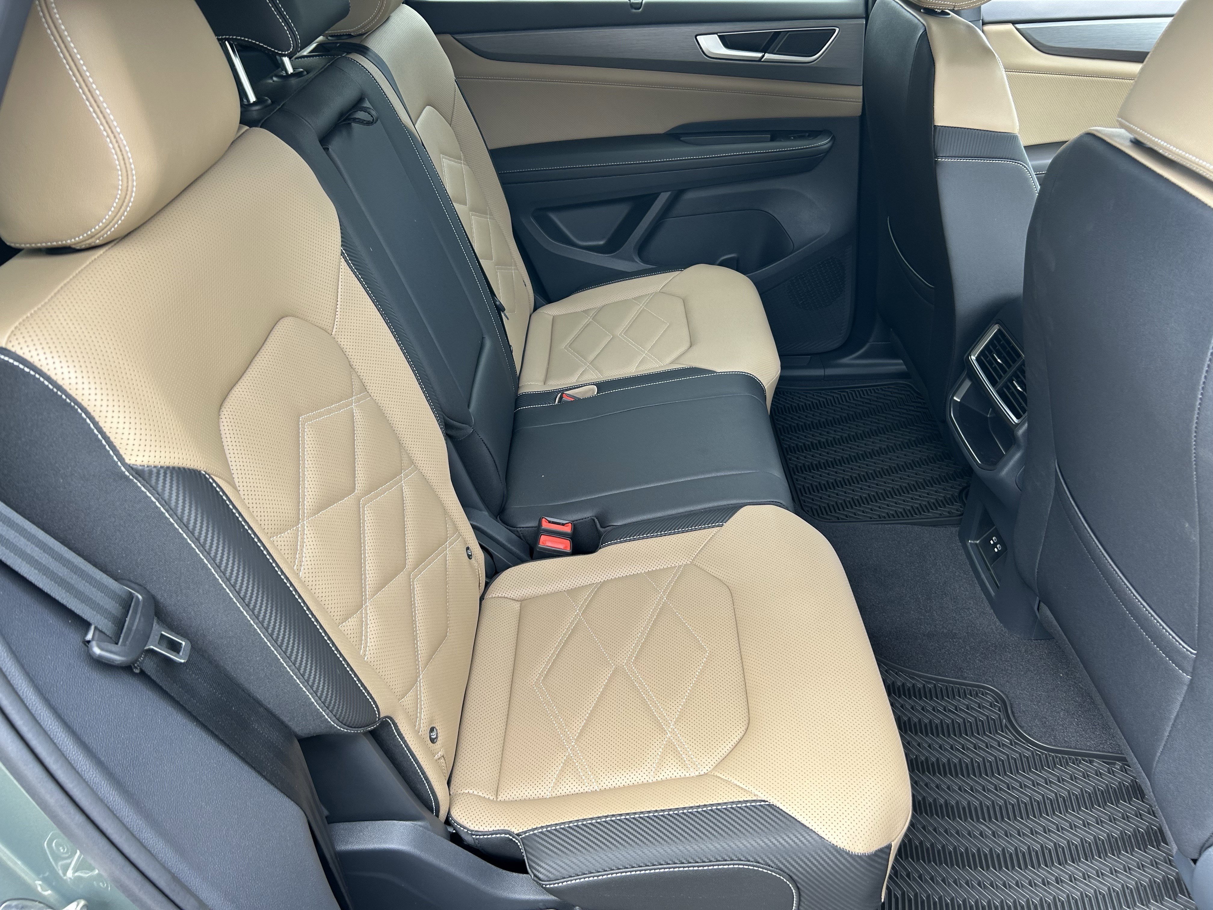 New 2026 Avocado Green Pearl Volkswagen 2.0T SE w/Technology image 9