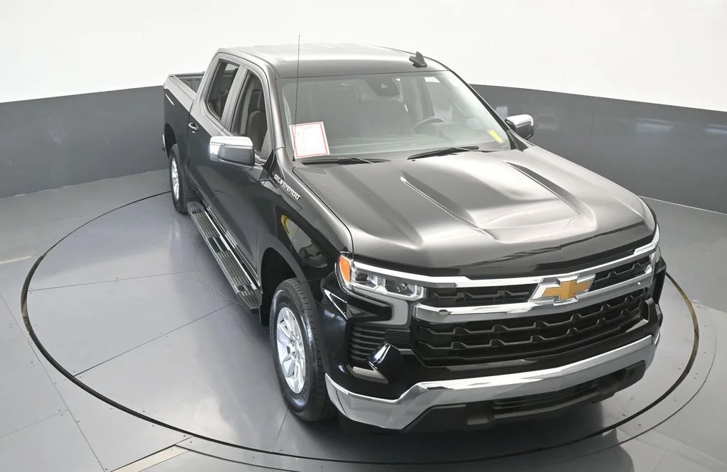 Used 2024 Black Chevrolet LT image 50
