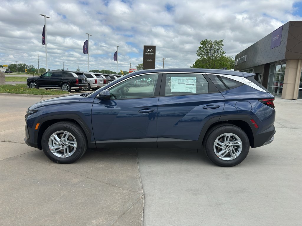 New 2026 Atlantis Blue Hyundai SE image 4