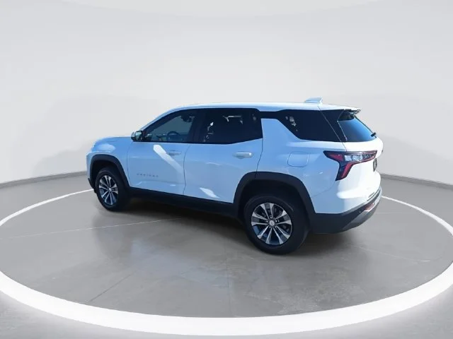 Used 2025 White Chevrolet LT image 6
