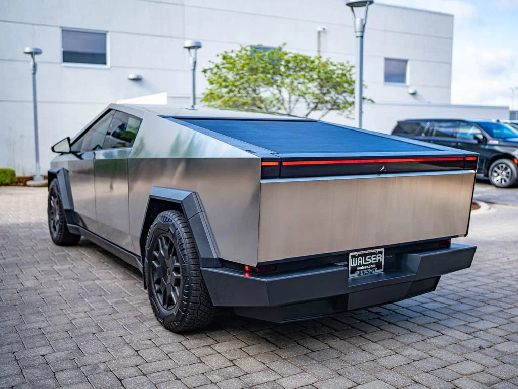Used 2024 Silver Tesla Foundation Series image 7