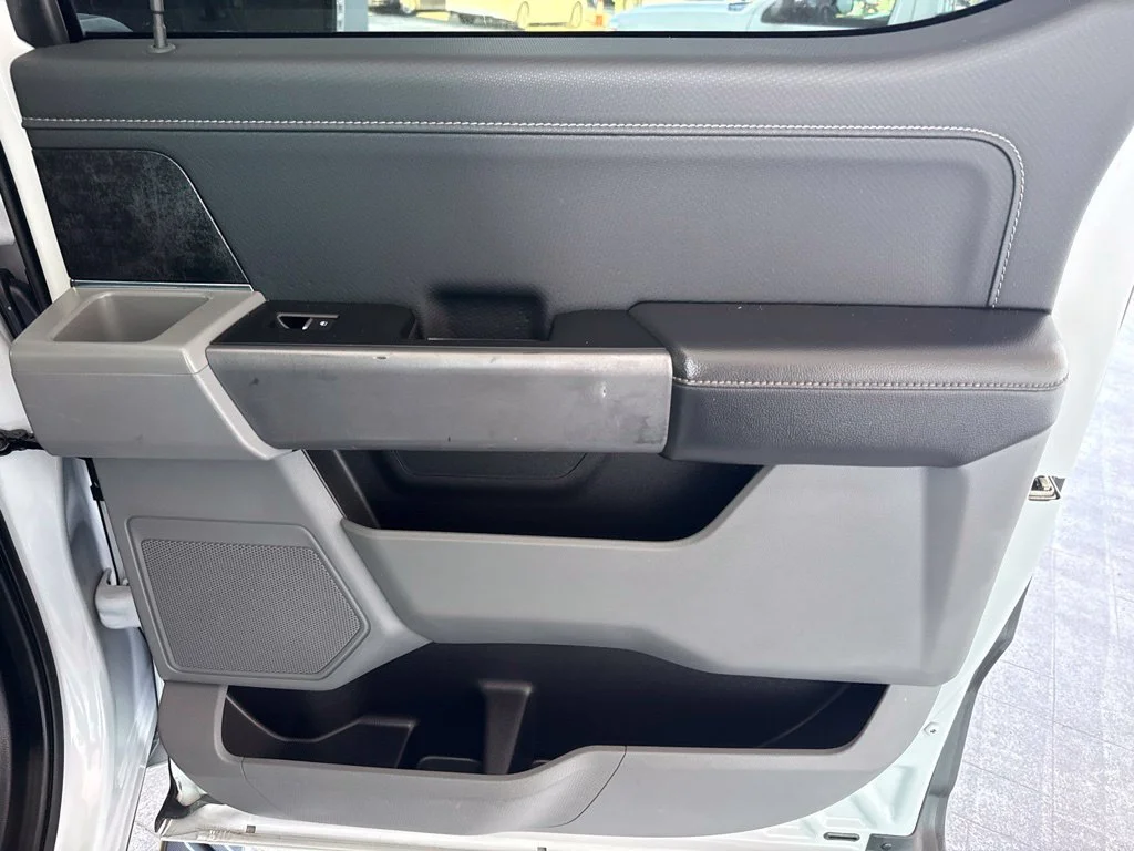 Used 2021 White Metallic Ford XLT image 47