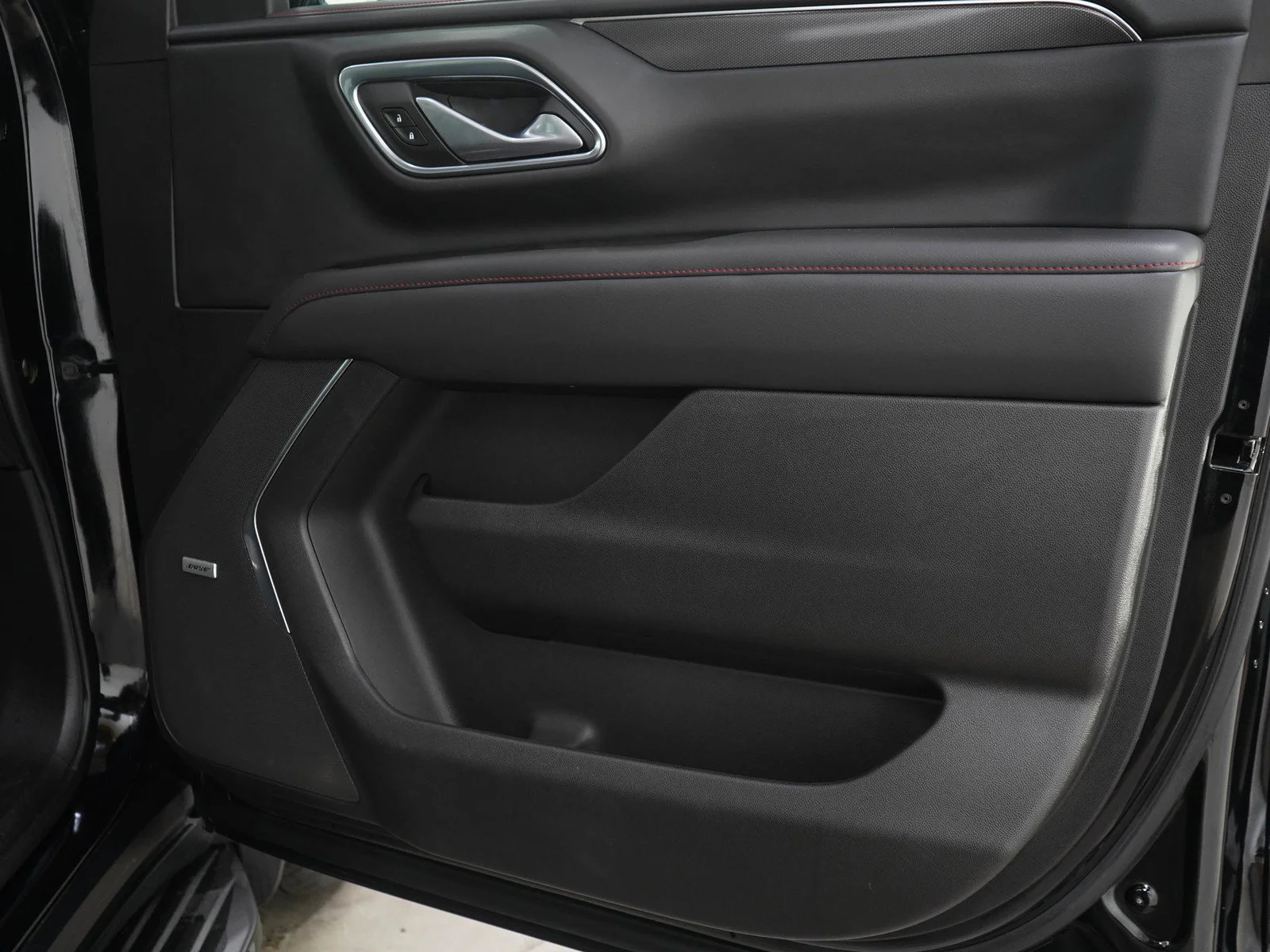 Used 2022 Black Chevrolet RST image 9