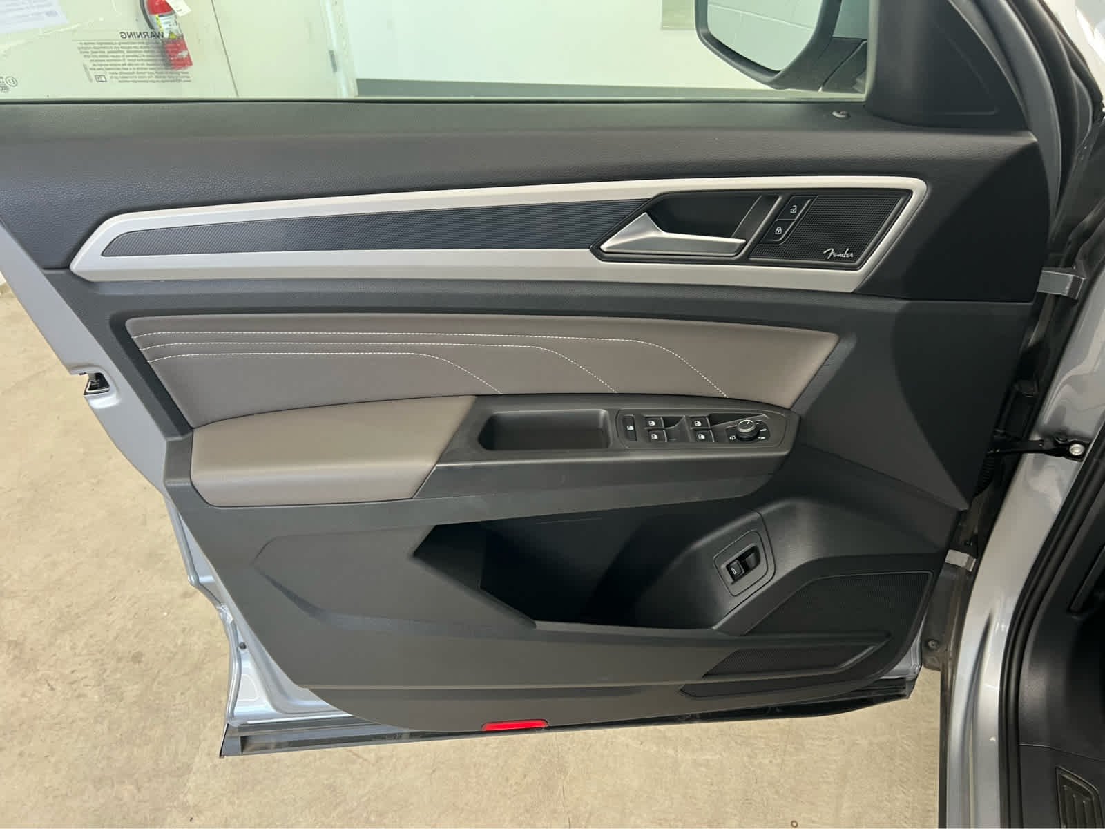 2023 Volkswagen Atlas SEL Premium R-Line - Photo 11