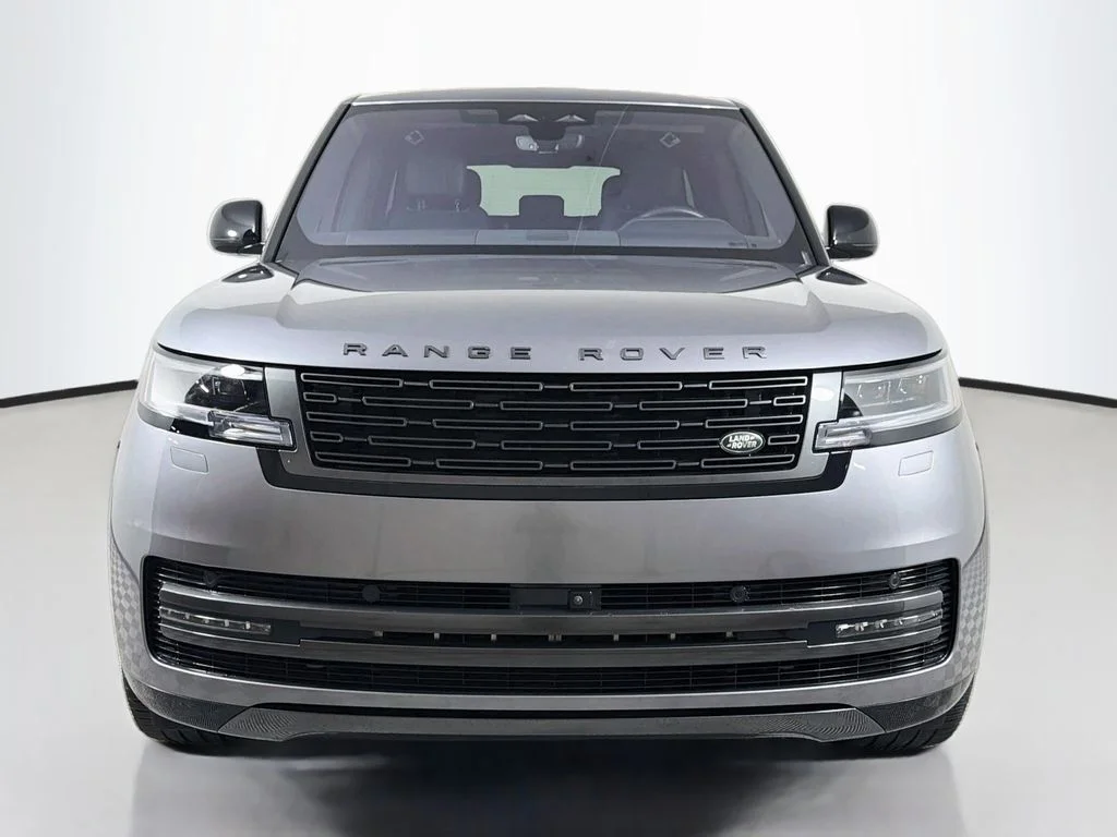 Certified Used 2023 Eiger Gray Metallic Land Rover SE image 2