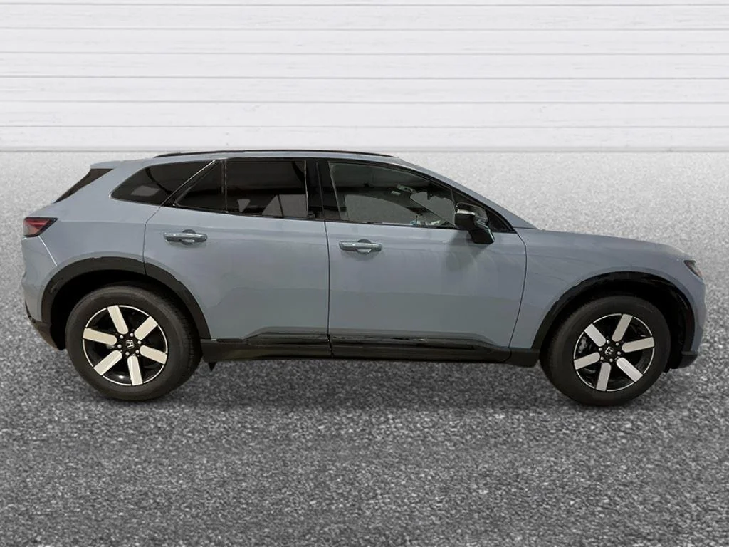 New 2026 Sonic Gray Pearl Honda Touring image 8