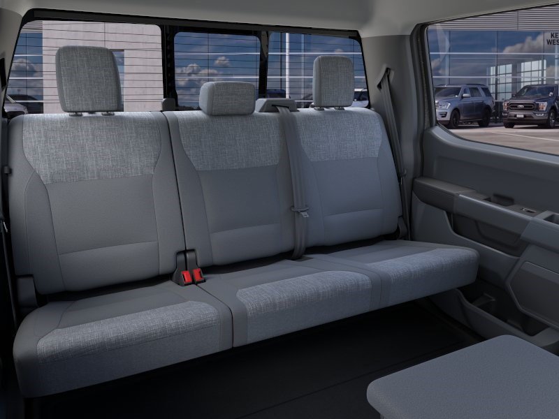New 2026 Carbonized Gray Metallic Ford XLT image 12