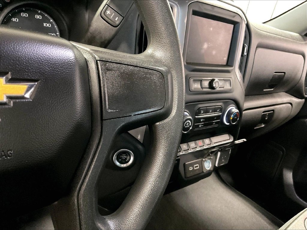Used 2023 Red Chevrolet Custom image 23