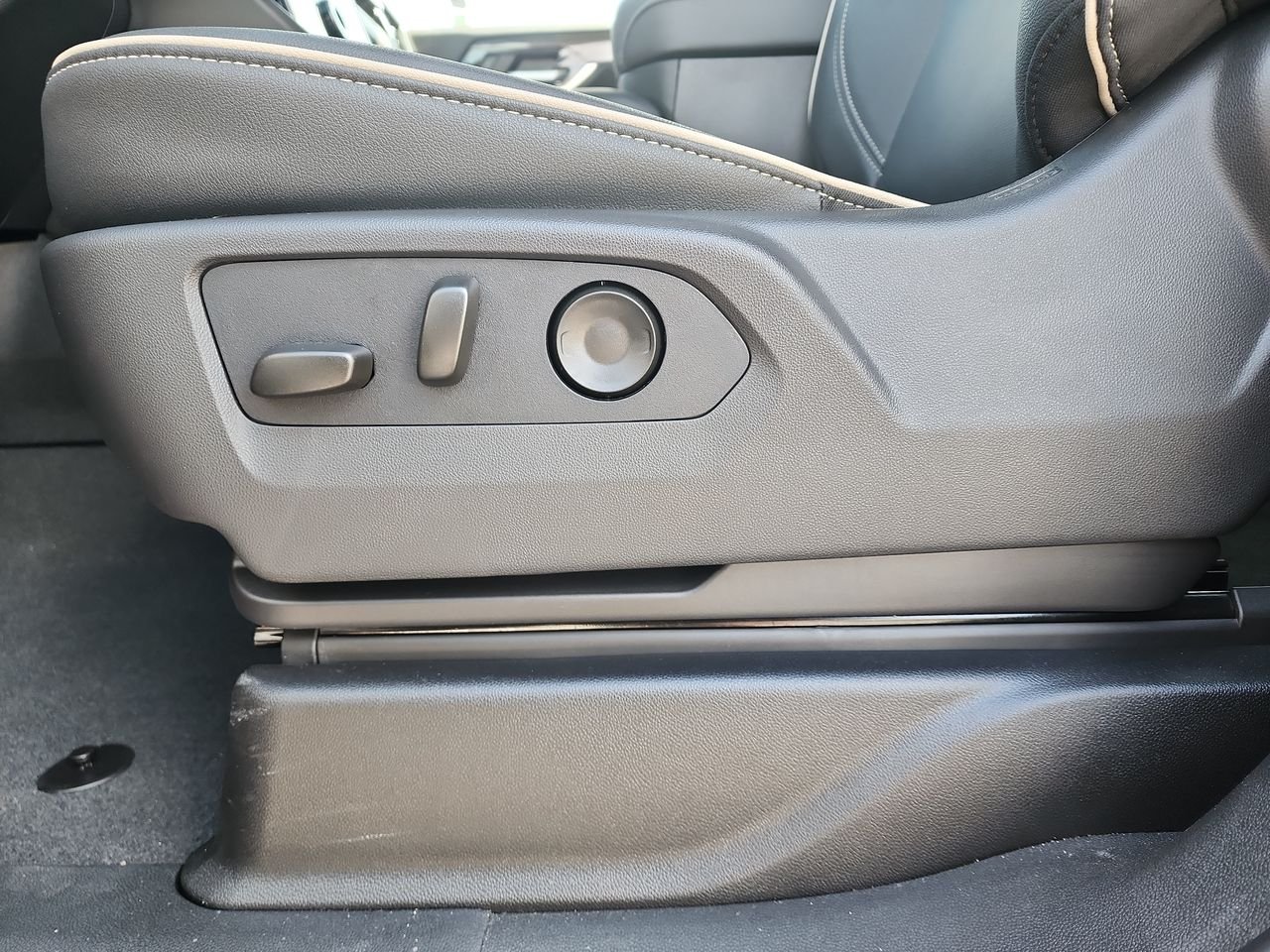 New 2026 Red GMC Elevation image 12