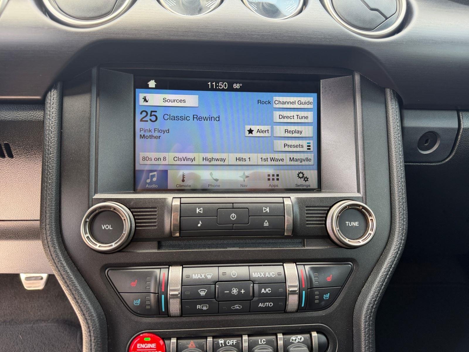 2016 Ford Mustang Shelby GT350 - Photo 21