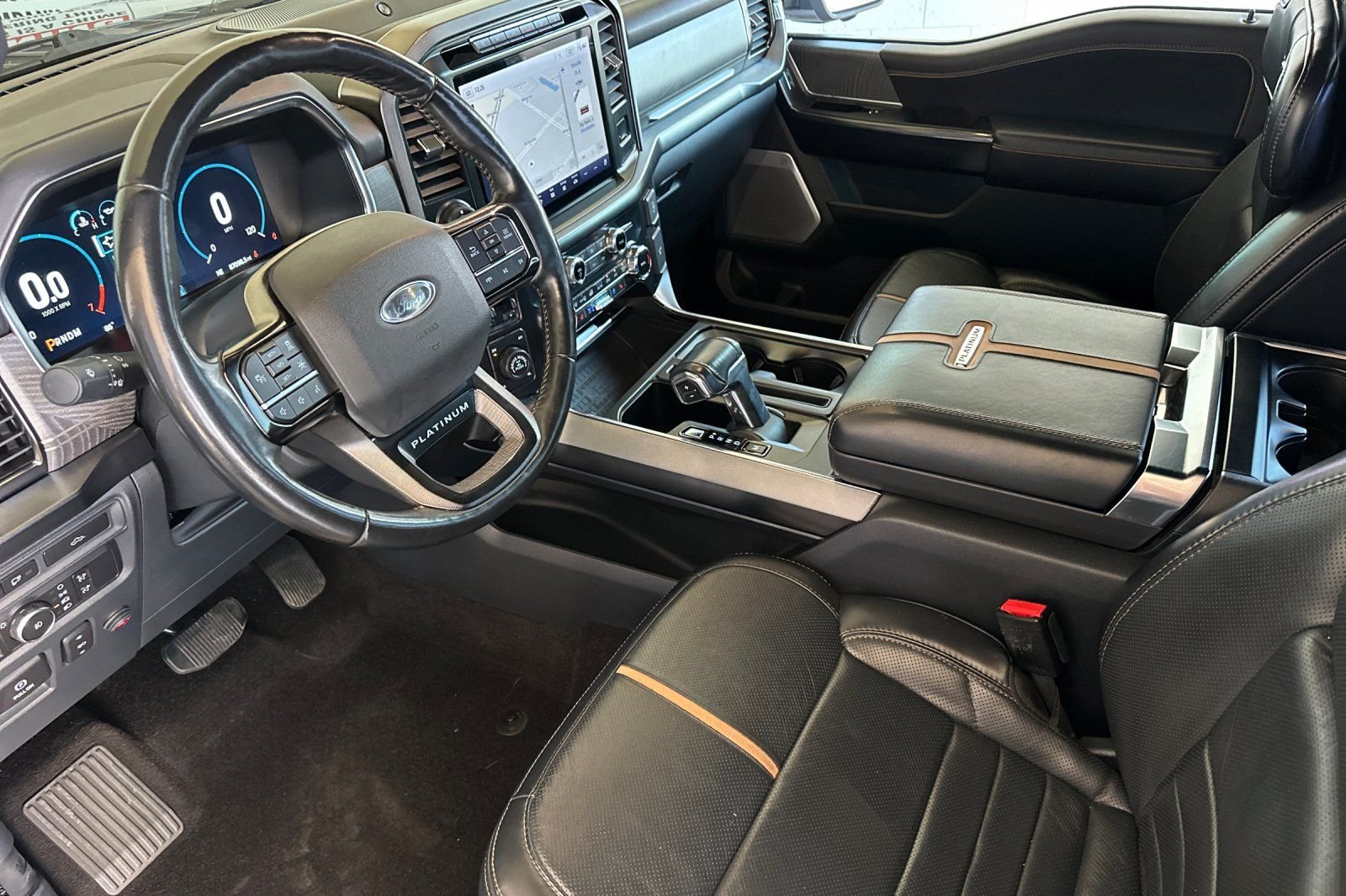 Used 2022 Gray Ford Platinum image 9