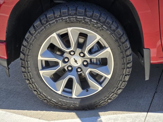 Used 2021 Cherry Red Tintcoat Chevrolet RST image 10