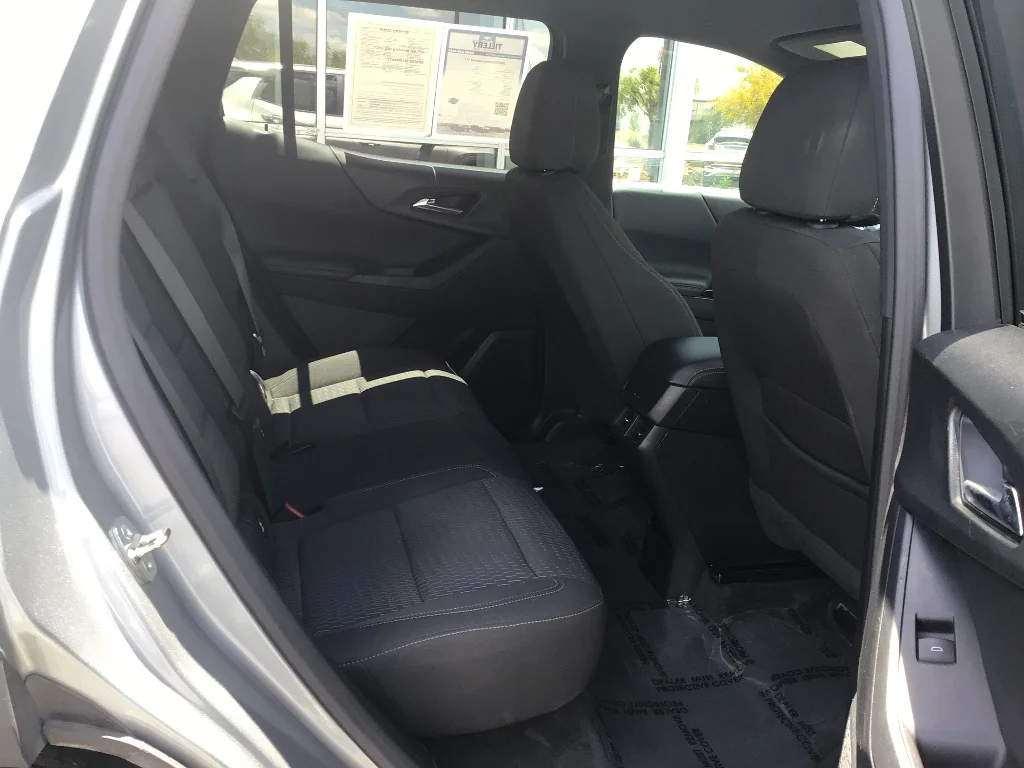 Used 2025 Sterling Gray Metallic Chevrolet LT image 8