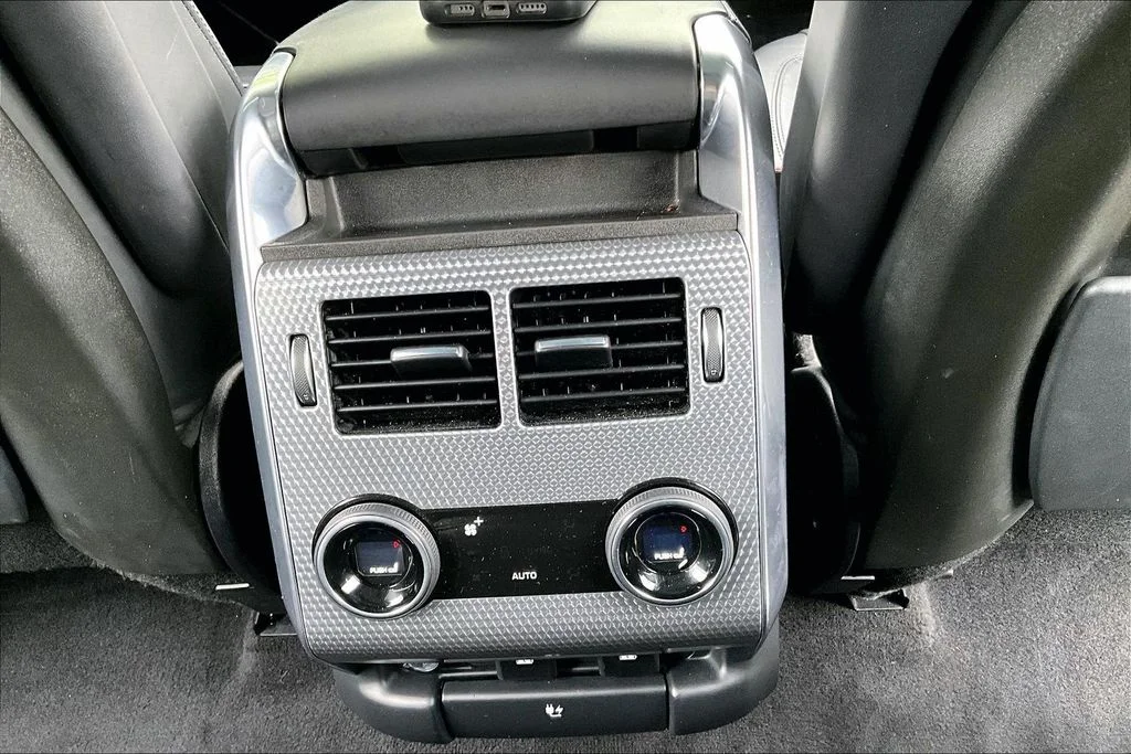 Used 2018 White Land Rover Supercharged image 10