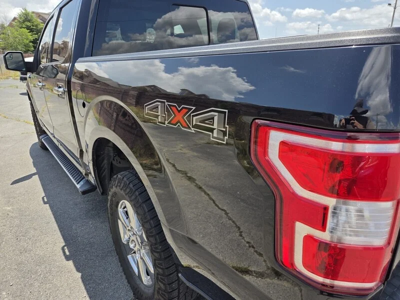 Used 2020 BLACK FORD XLT 4WD SUPERCREW 5.5