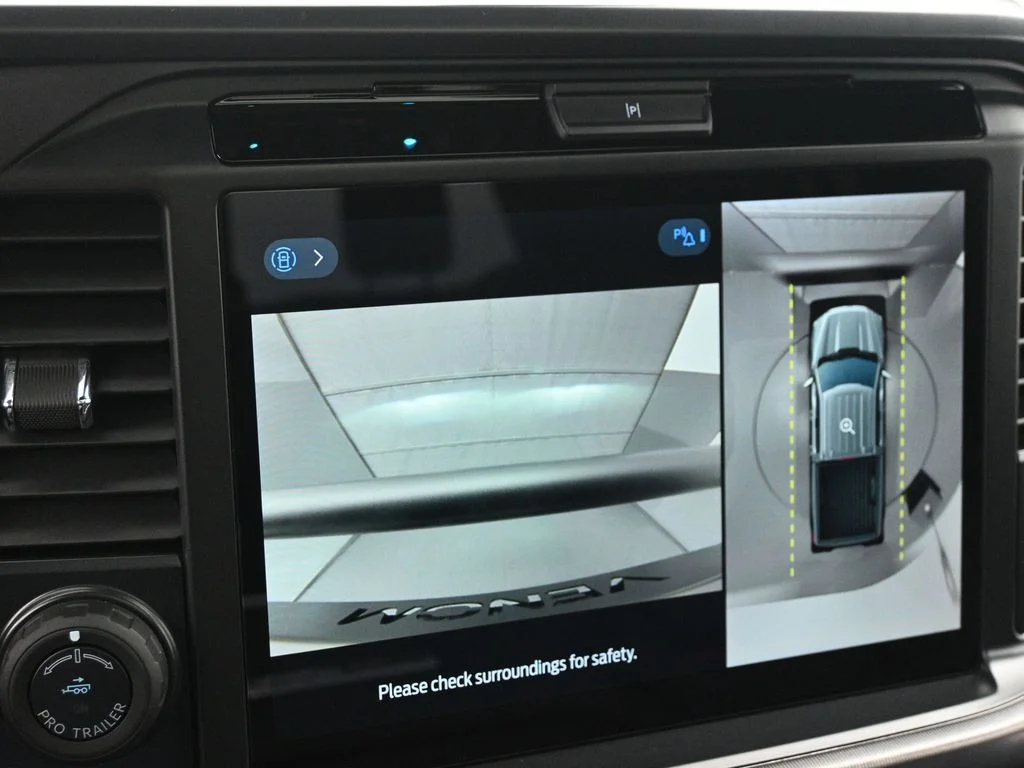 New 2025 Iconic Silver Metallic Ford Lariat image 16