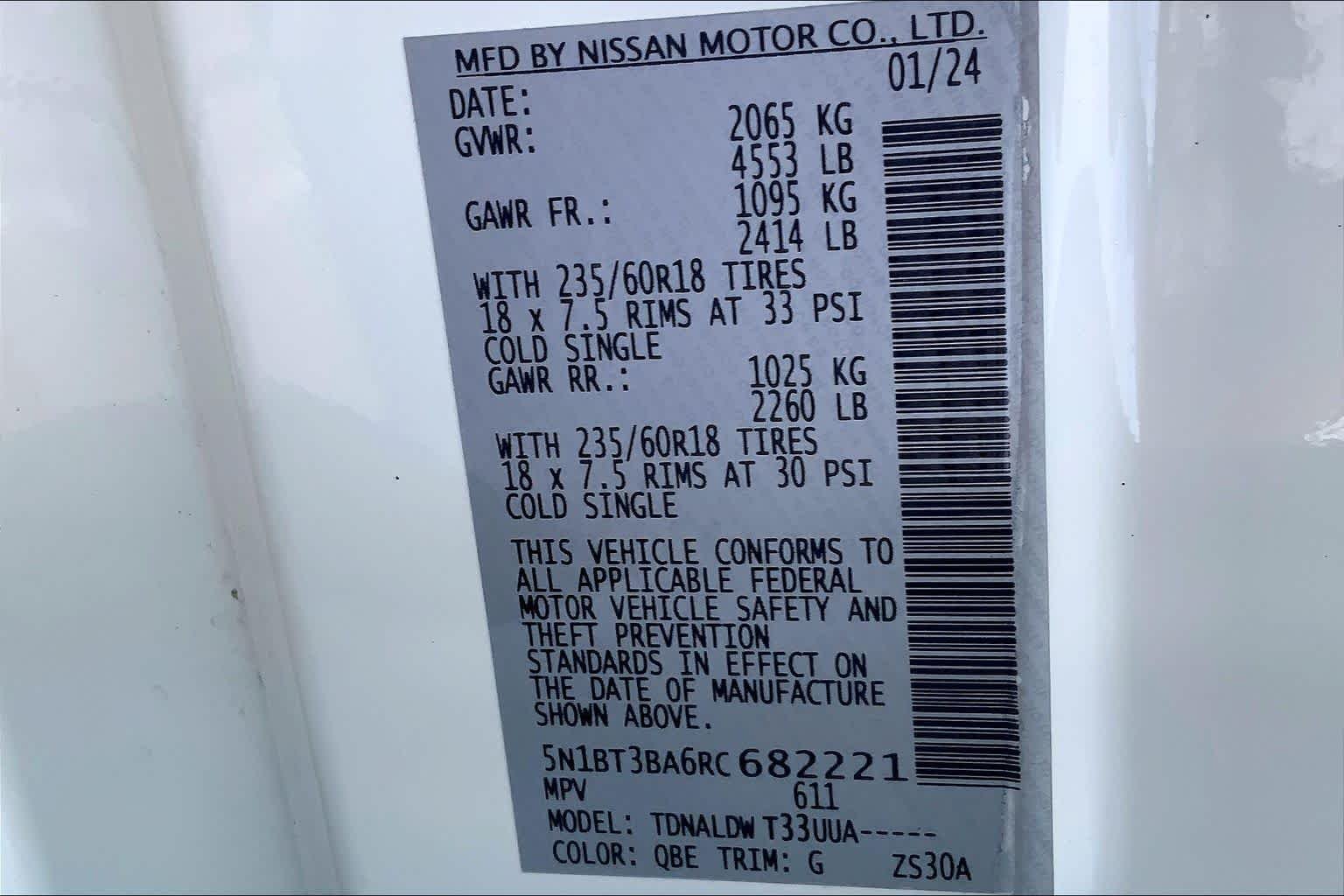 Used 2024 Everest White Pearl Nissan SV image 33