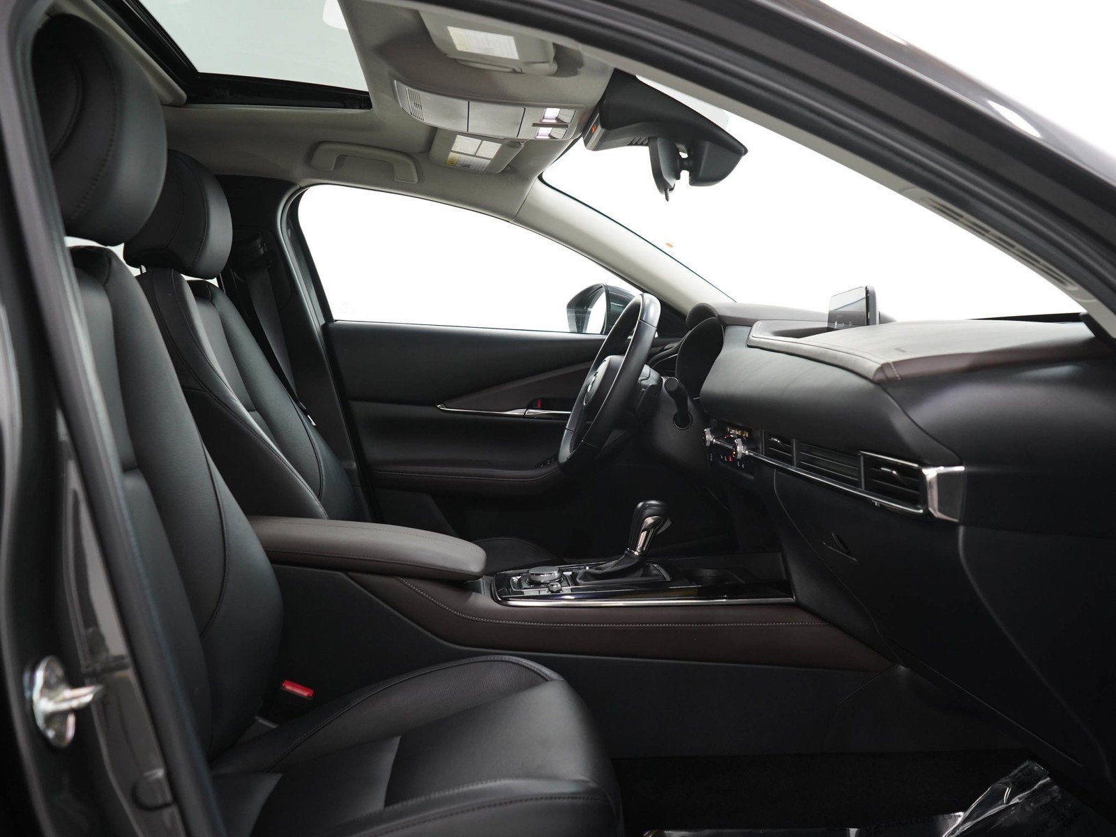 Used 2021 Machine Gray Metallic Mazda Premium image 11