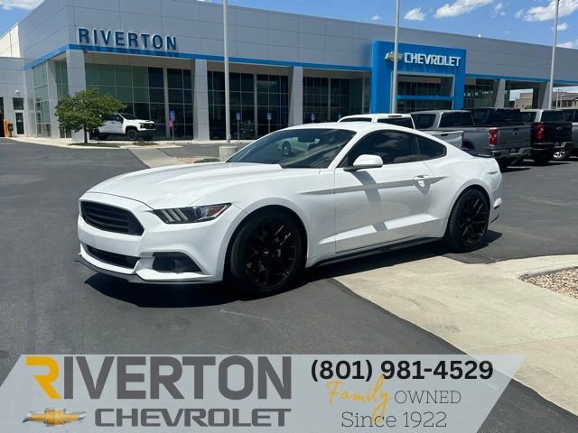 2017 Ford Mustang V6 Coupe's photo