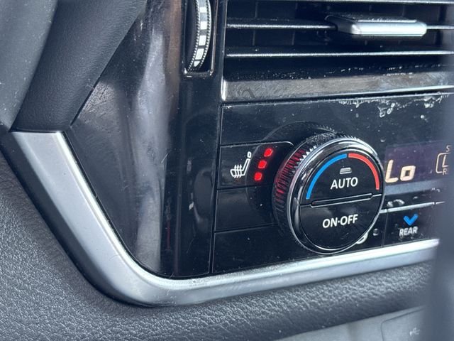Used 2023 Gray Nissan SL image 35