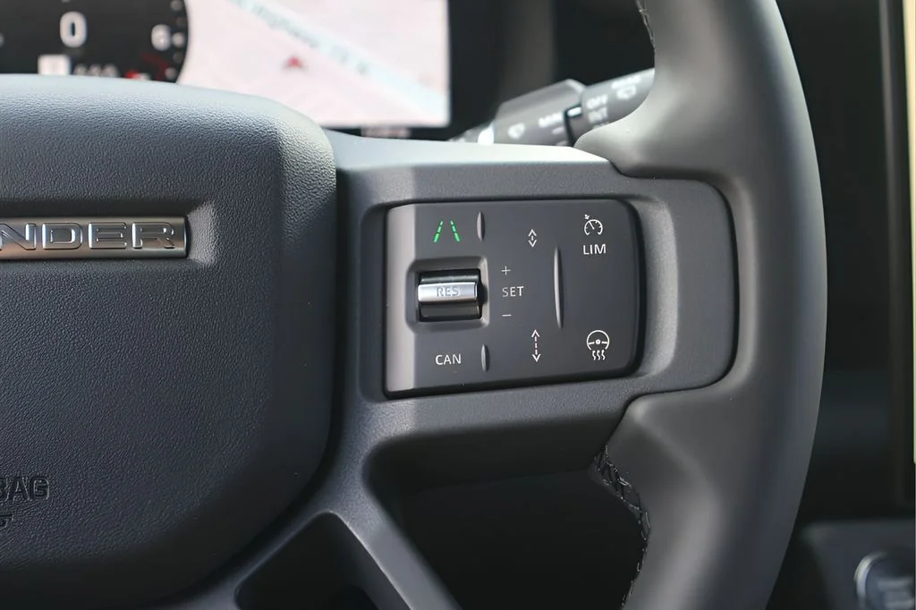 New 2026 Fuji White Land Rover S image 20