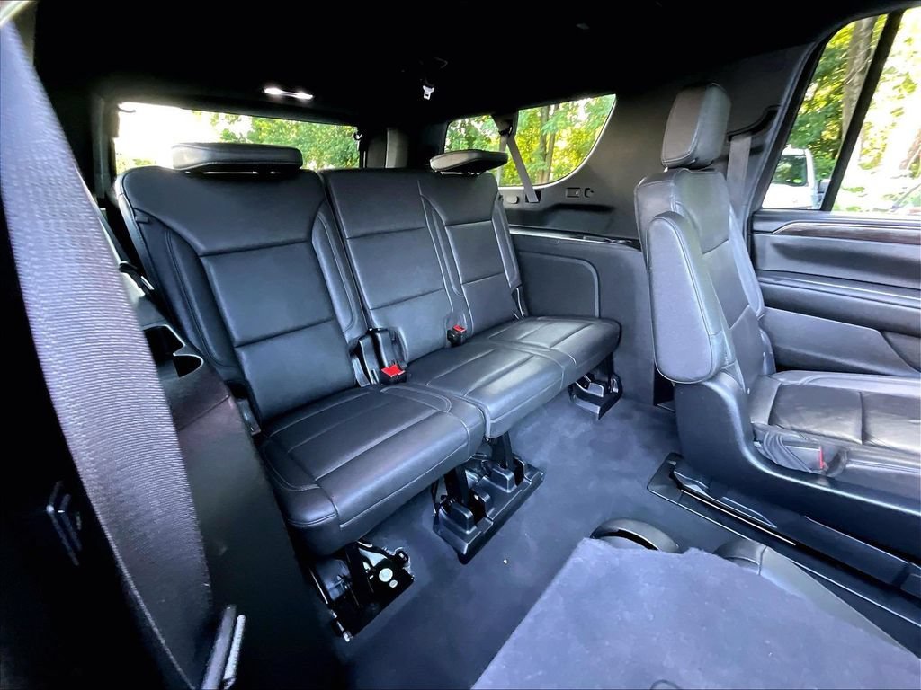 Used 2024 Black Chevrolet Z71 image 16