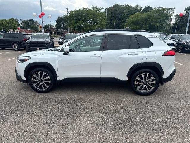 Certified Used 2023 WIND CHILL PEARL* Toyota  image 4