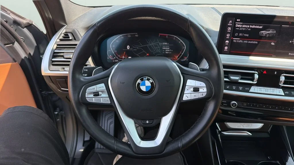 Used 2023 Gray BMW xDrive30i image 10