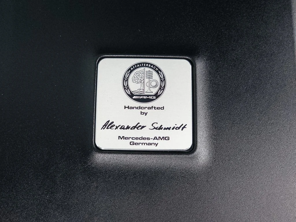 Certified Used 2024 MANUFAKTUR Platinum Magno Mercedes-Benz G 63 AMG® image 36