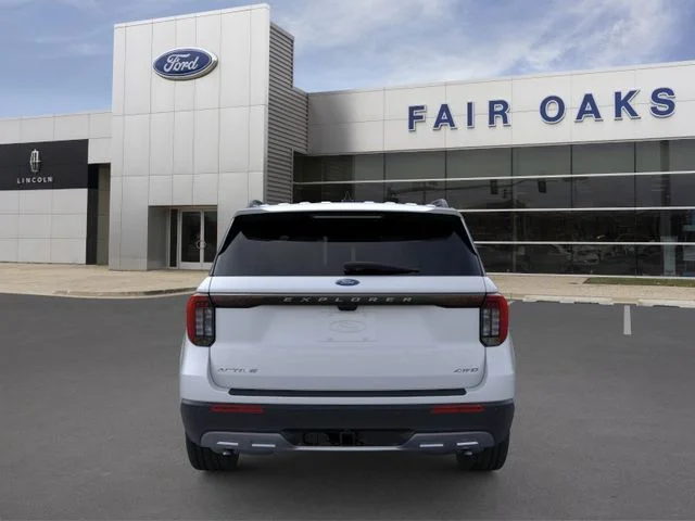 New 2026 Space White Metallic Ford Active image 5