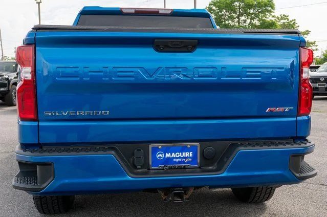 Used 2022 Blue Chevrolet RST image 7