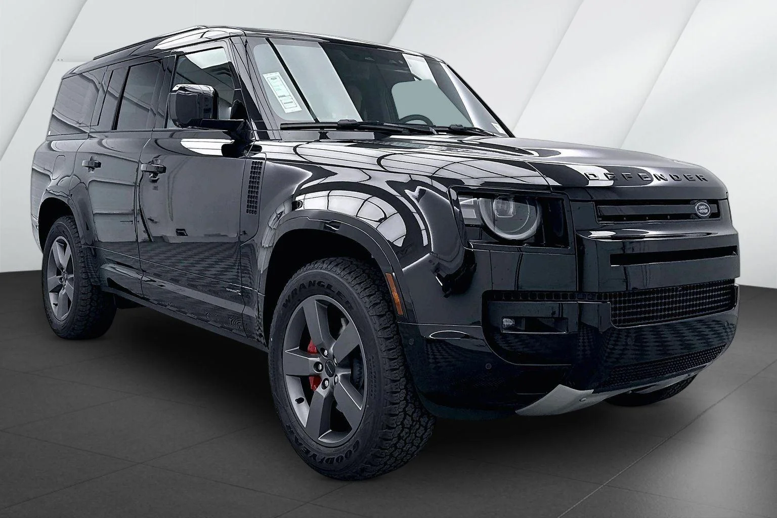 2026 Land Rover Defender 130 X P400's photo