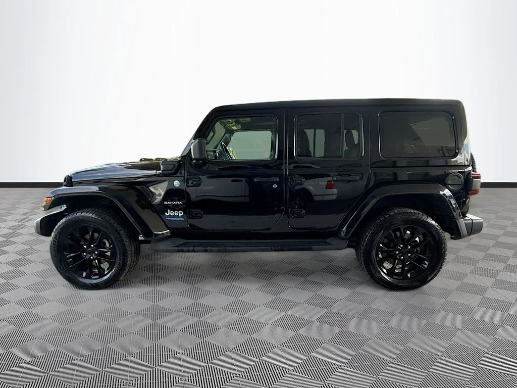Used 2022 Black Jeep Unlimited Sahara 4xe image 9