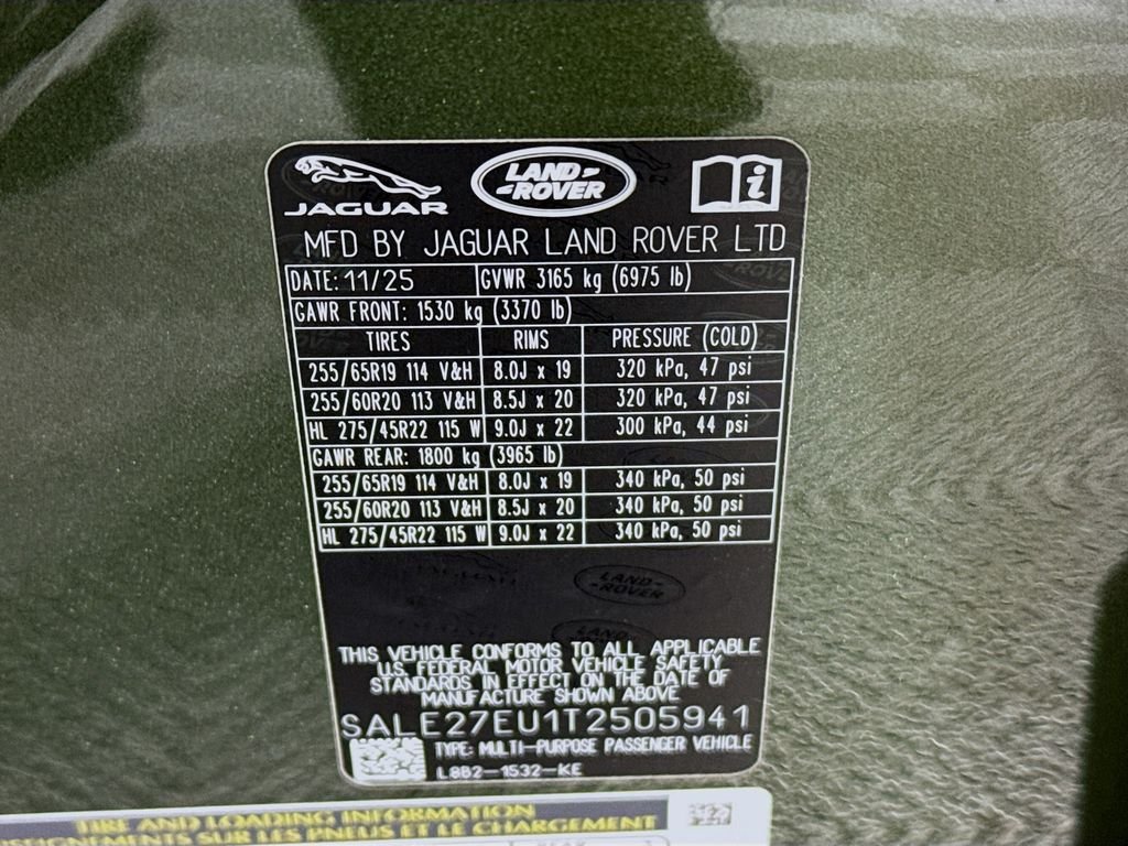 New 2026 Woolstone Green Land Rover X-Dynamic SE image 27