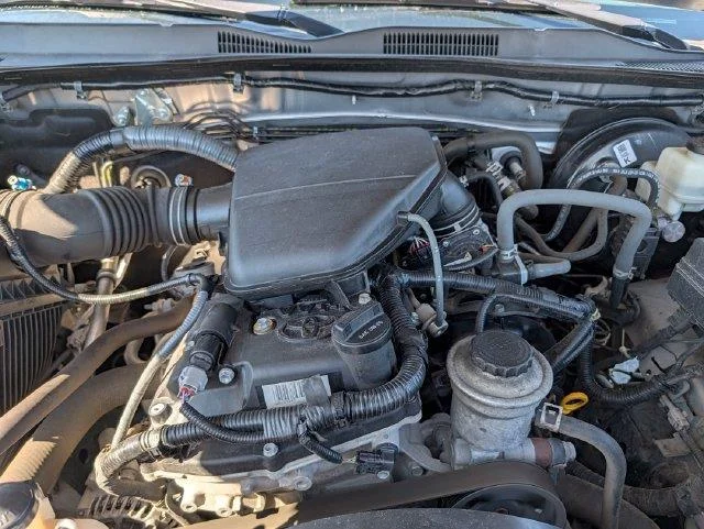 Used 2019 Silver Sky Metallic Toyota SR image 22