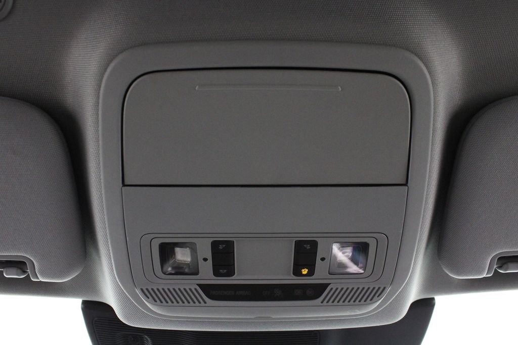 Used 2023 Black Ford XLT image 22