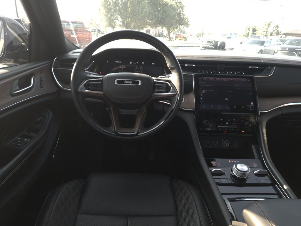 2025 Jeep Grand Cherokee L Summit - Photo 16