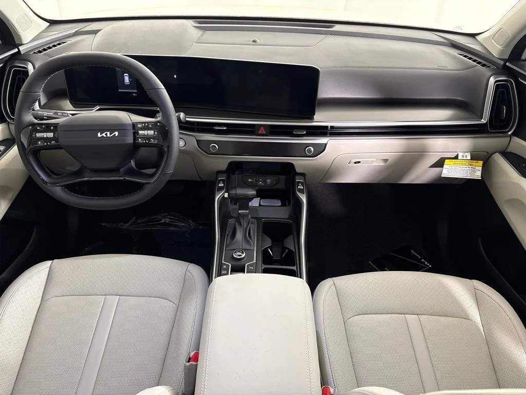 New 2026 White Kia S image 14