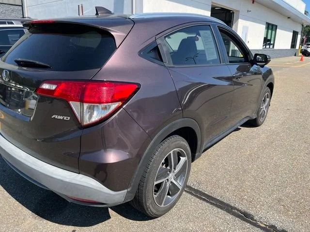 Used 2022 Midnight Amethyst Honda EX image 3