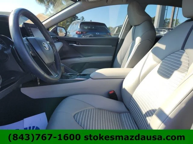 Used 2024 White Toyota SE image 13